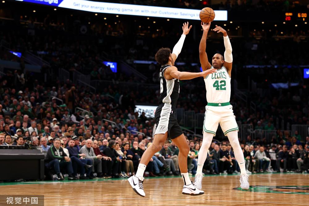 他意外击败 他意外击败