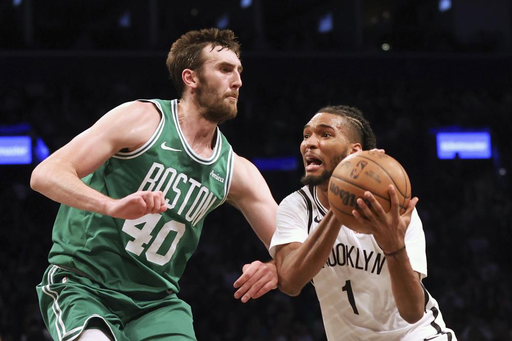 年中所展现 年中所展现