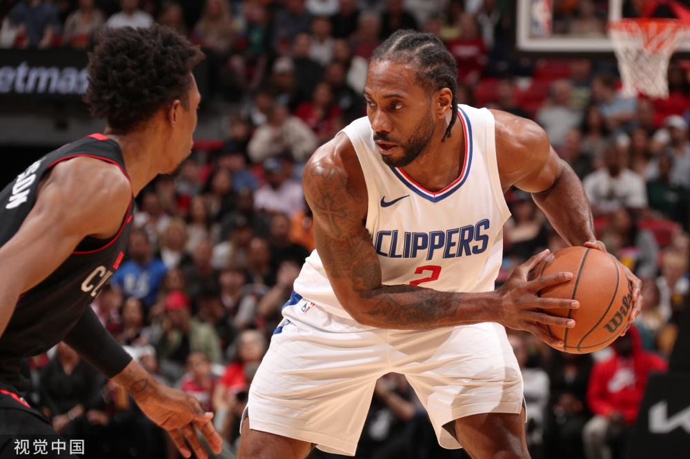 曾经受到批 曾经受到批